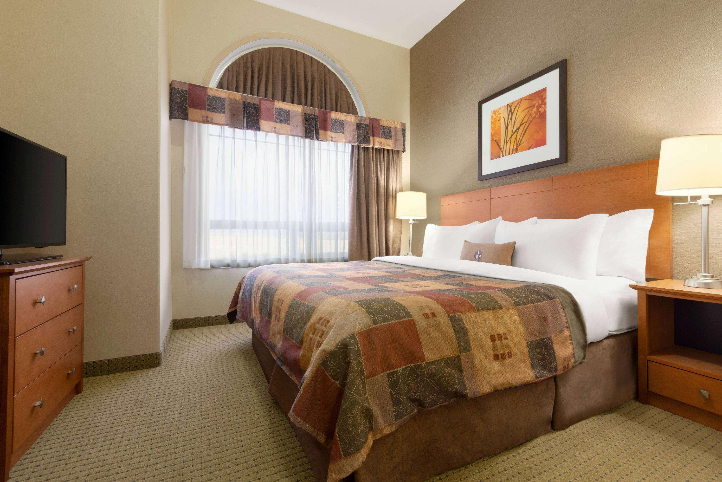 Ramada By Wyndham Drayton Valley Luaran gambar