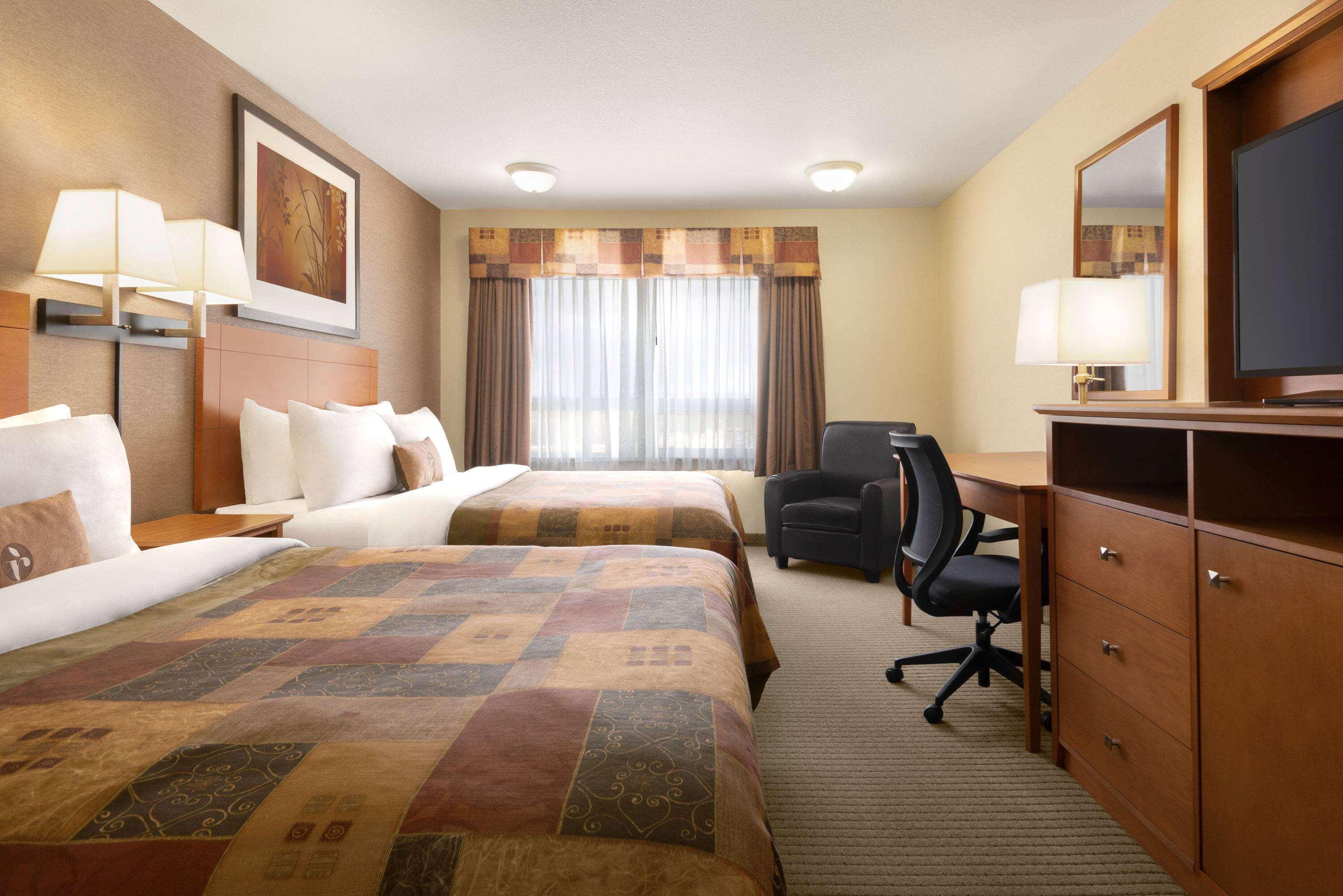 Ramada By Wyndham Drayton Valley Luaran gambar