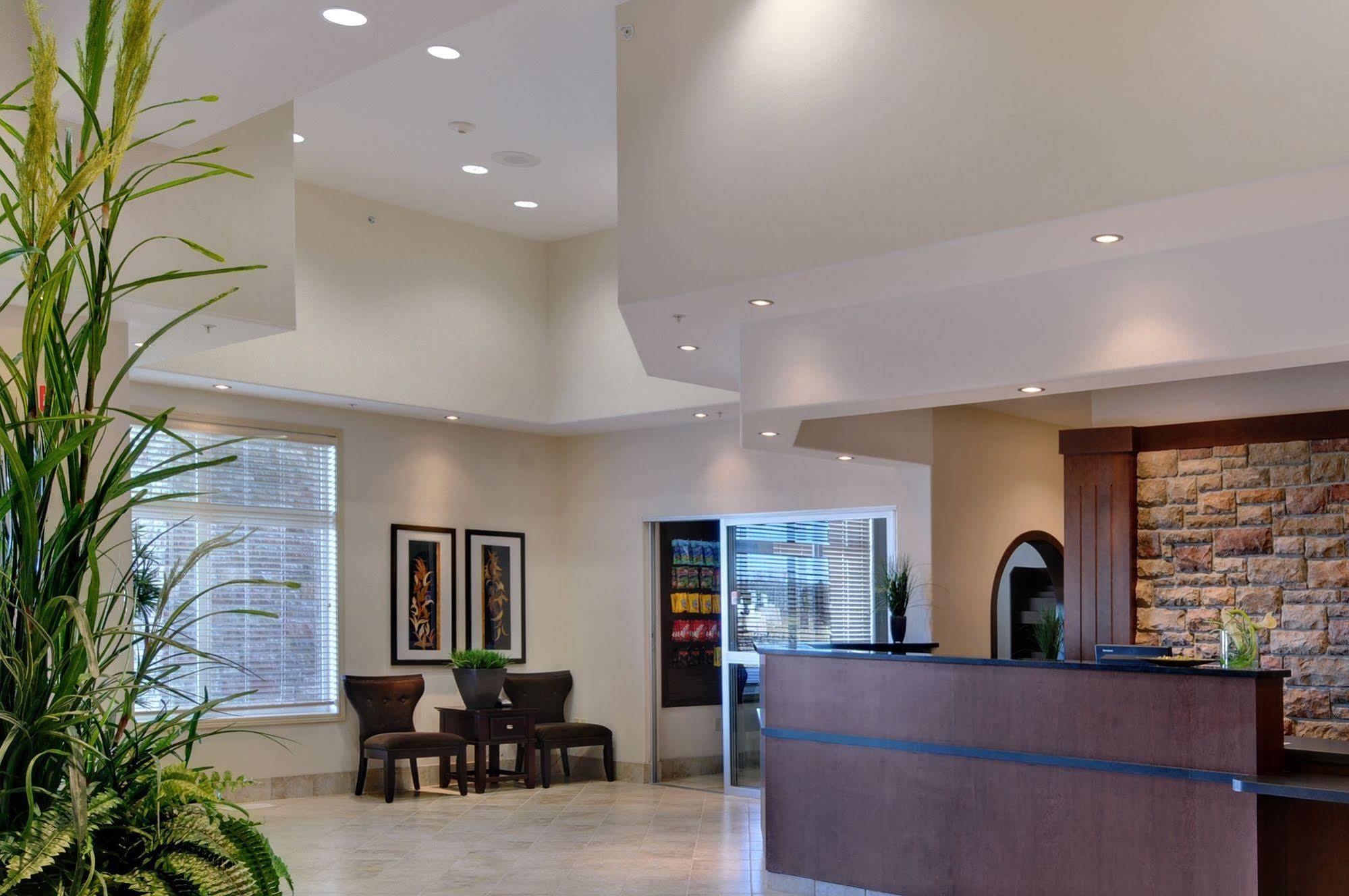 Ramada By Wyndham Drayton Valley Luaran gambar